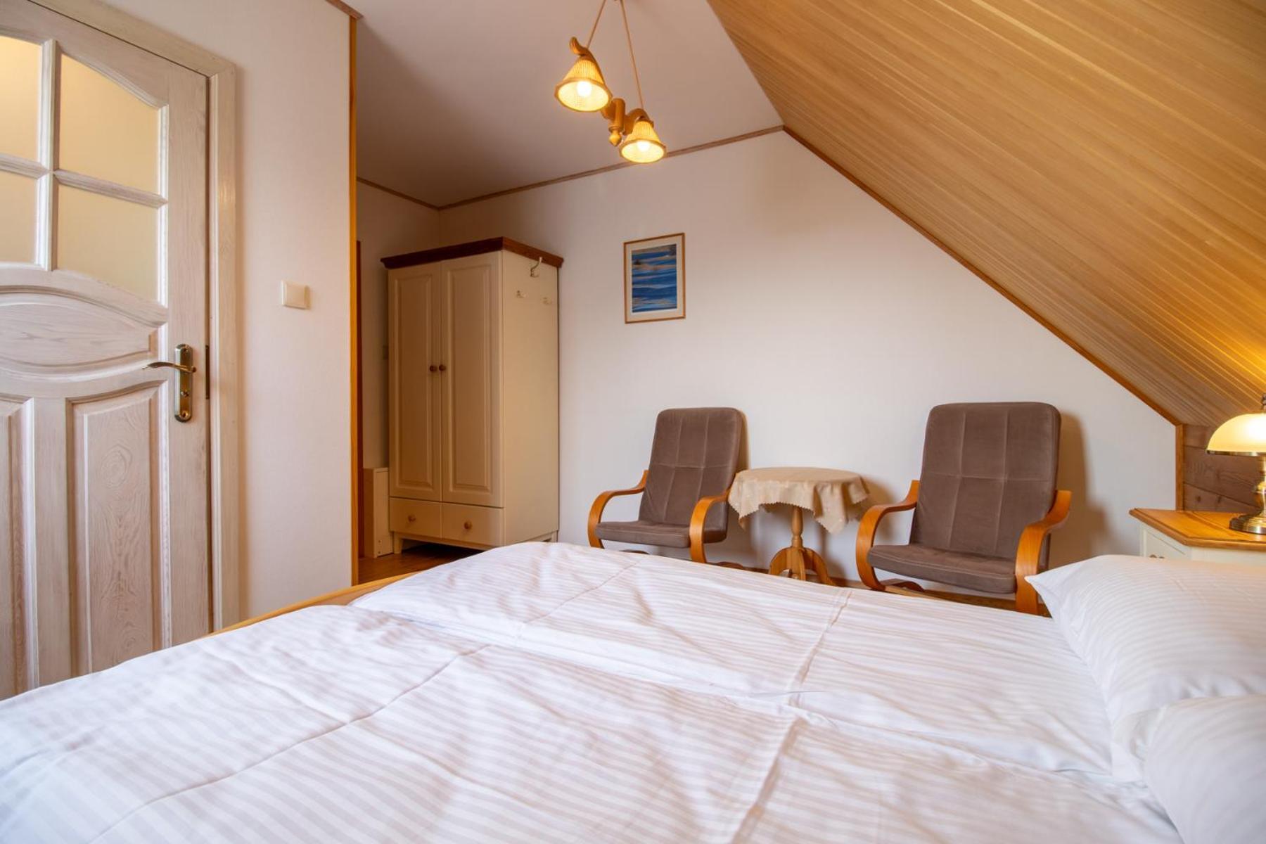 Hostal Wisniowy Sad Białowieża Exterior foto