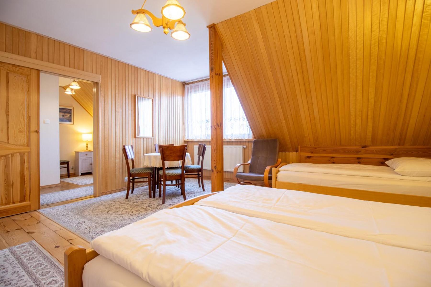 Hostal Wisniowy Sad Białowieża Exterior foto